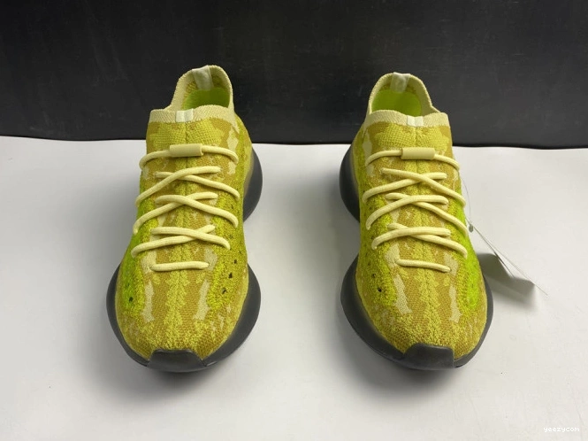 GLOW ADIDAS HYLTE YEEZY 380 BOOST FZ4990 0719